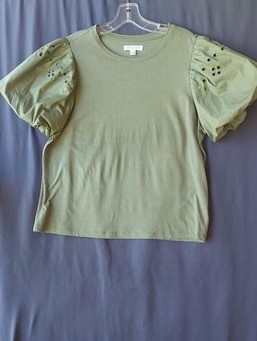 FREE ASSEMBLY Olive Green Women’s Top